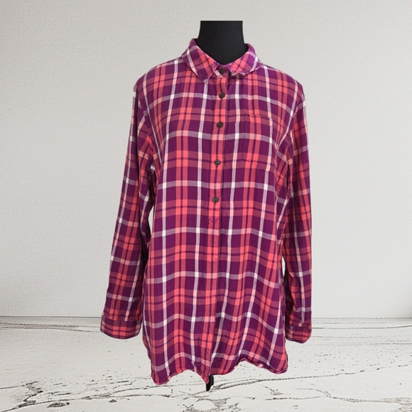 L.L. Bean Pink Plaid Button Down Shirt Size Med - Picture 1 of 6